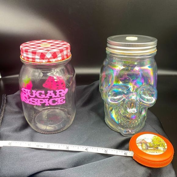 Two glass drink jars with lids but w/o straws - Picture 1 of 12